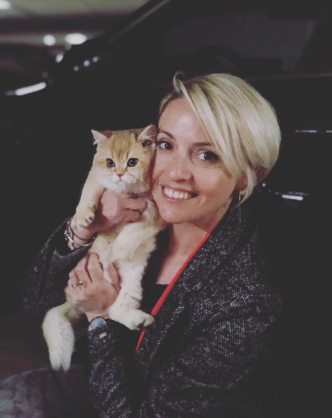 EDD6CC40-7480-4A8D-948F-FC6F34F6F6A1